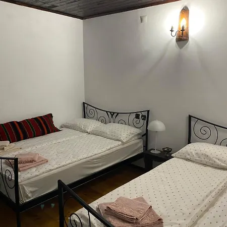 Holiday home Стаи За Гости ”Чакаловата Къща” Bryastovo (Haskovo)
